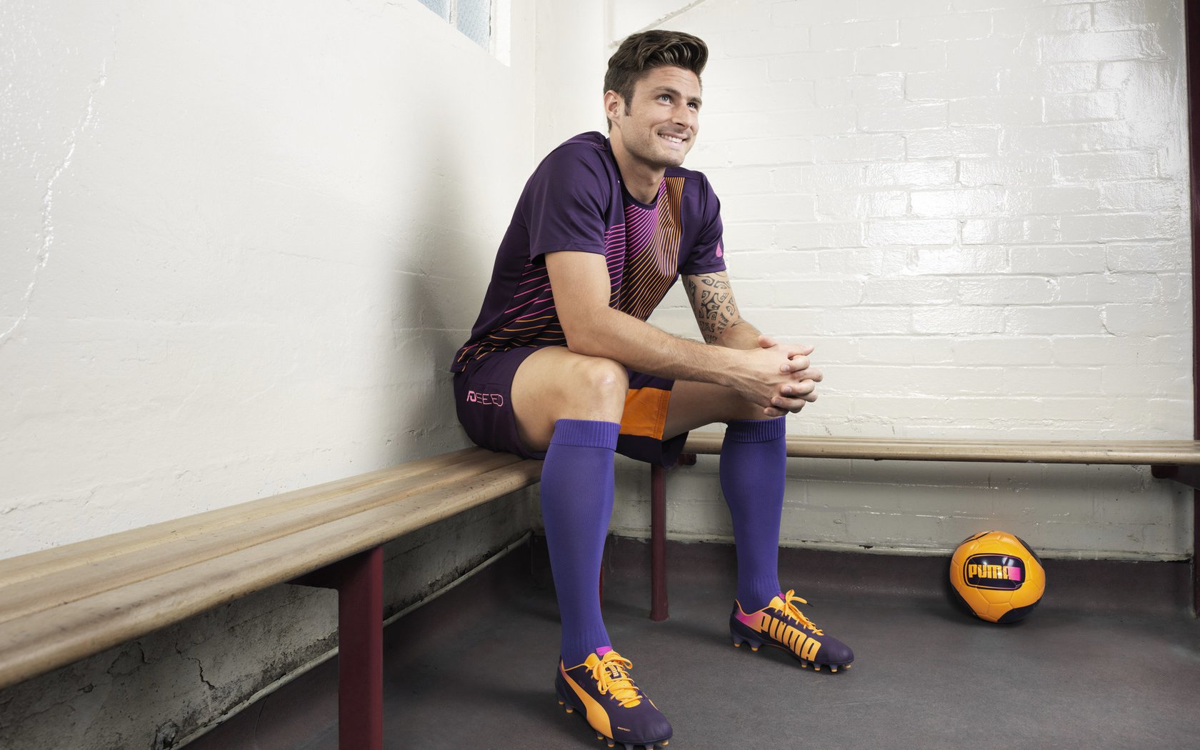 亚冠联赛国足逆袭 热血瞬间点燃现场，亚足联亚冠